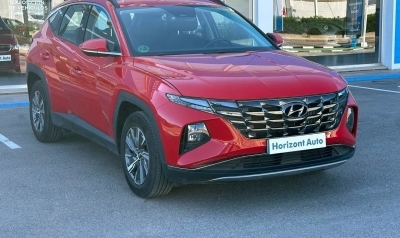 <b>Hyundai Tucson </b><br>MAXX 150cv Rojo